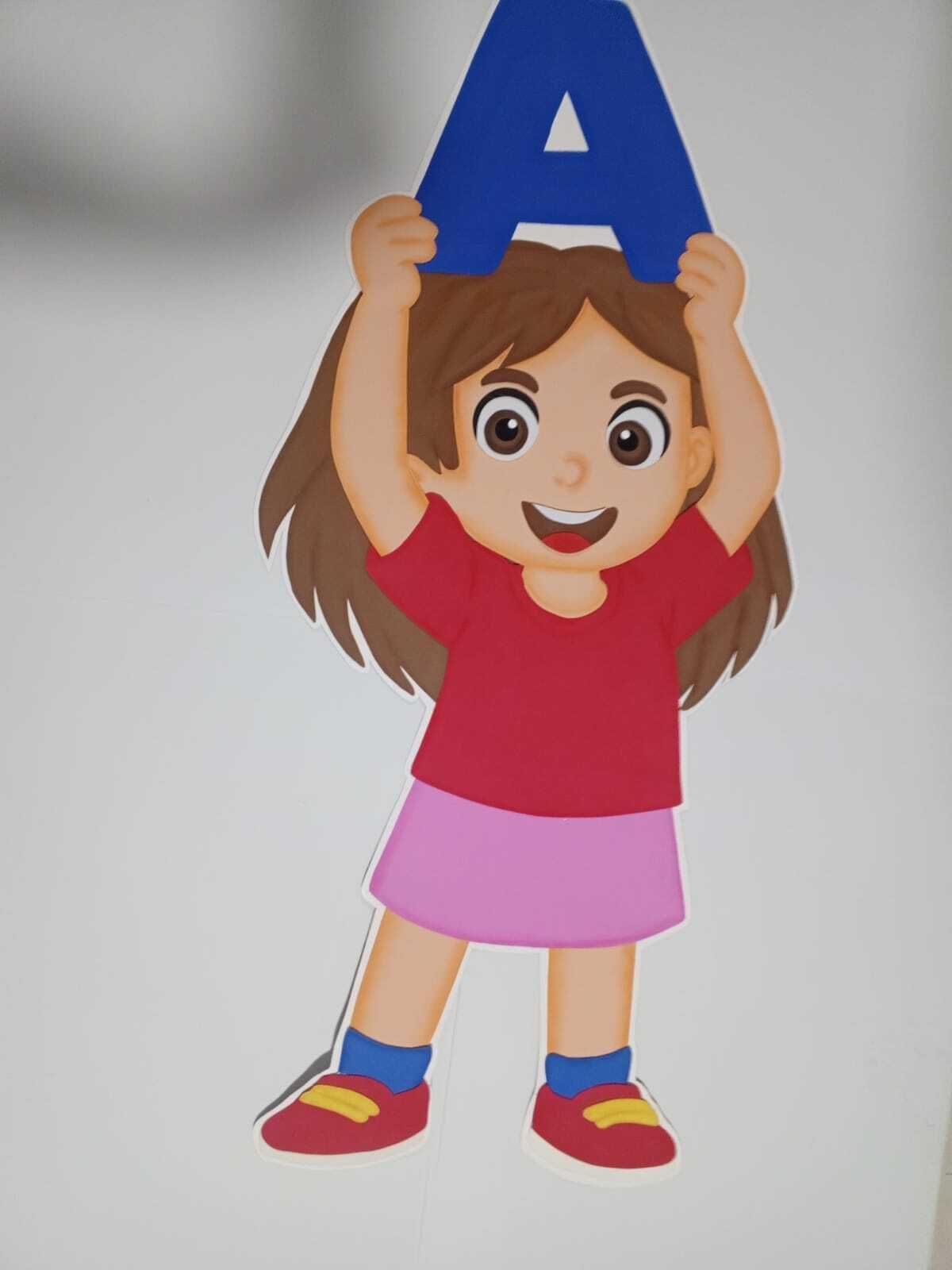 Dibujo en microporoso - Niña Letra A